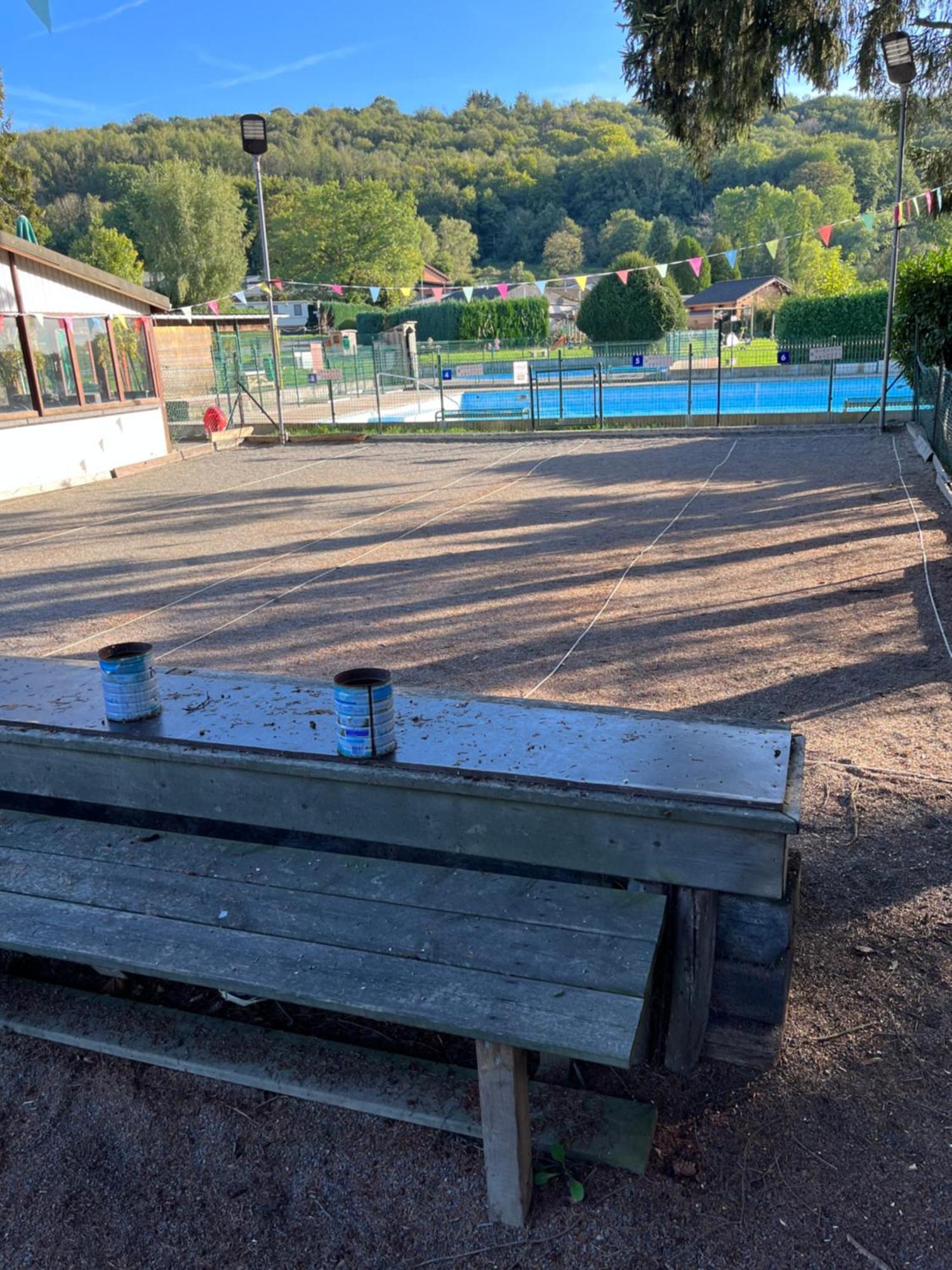 Chalet Charmant Monika Avec Piscine Yvoir Extérieur photo